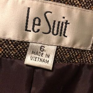 LE SUIT 2 piece skirt size 8 and blazer-6.